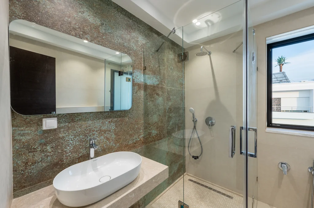 Salle de bain artisanale (Détail)